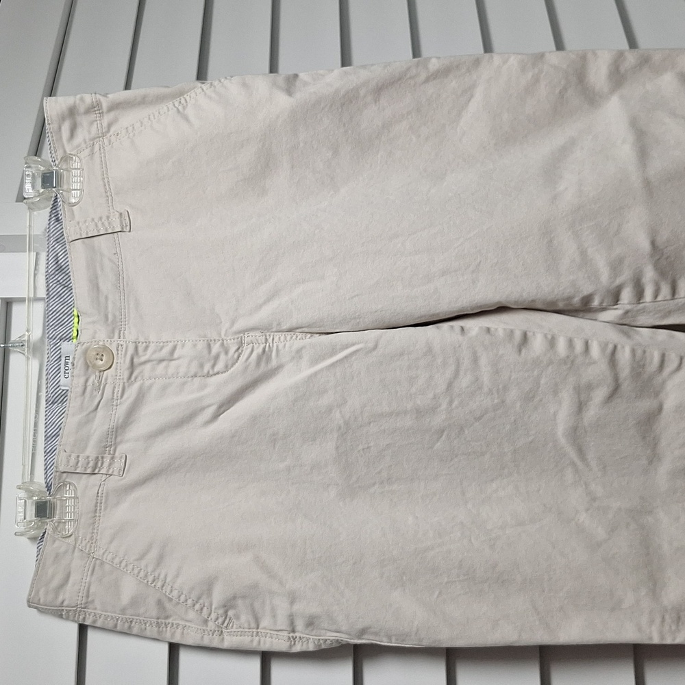 Crown & Ivy Khakis size 6